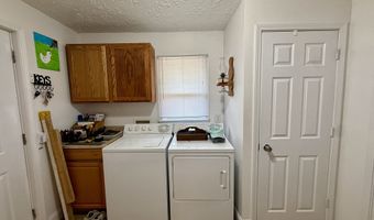 5028 Columbus Ave, Anderson, IN 46013