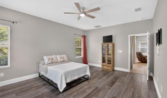 7029 OLD BENTON Dr, Apollo Beach, FL 33572