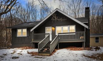 22 Shawnee Trl, Albrightsville, PA 18210