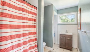 12 Thunder Dr, Alloway, NJ 07418