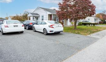 270 Woodward Ave, East Providence, RI 02914