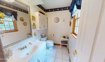 4701 Lynndale Rd, Altoona, PA 16602