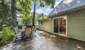 9 Jubilee Cir, Aberdeen, NJ 07747