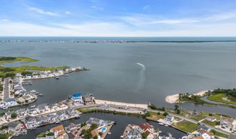 33 Amherst Dr, Bayville, NJ 08721