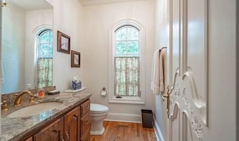 1487 Shelburne Ct, Allentown, PA 18104