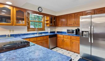 469 Mountain Ln, Albany, KY 42602