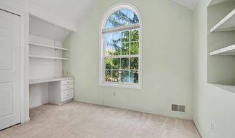 1480 Kelly Green Dr, Ann Arbor, MI 48103