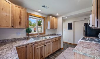 42328 N Oak St, Antioch, IL 60002