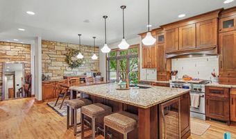 505 N Pasque Flower Trl, Brandon, SD 57005