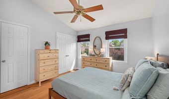535 COLECROFT Ct, Alexandria, VA 22314