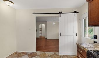 632 ADAMS St NE, Albuquerque, NM 87110