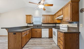 4303 N Msn, Bel Aire, KS 67226