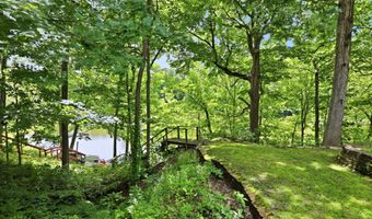 1954 Lakeview Dr, Avon, IN 46123