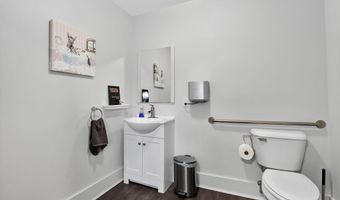 112 State St, Augusta, ME 04330