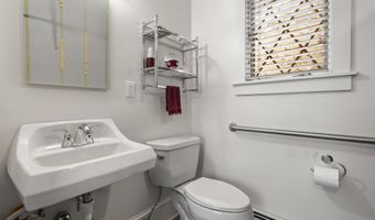 567 Deal Pkwy, Allenhurst, NJ 07711