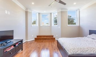 59 R St NE 2, Washington, DC 20002