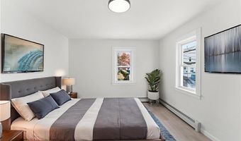 26 Alto St, Cranston, RI 02920