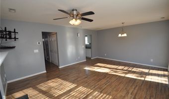 202 Thorncrest Dr, Apex, NC 27539