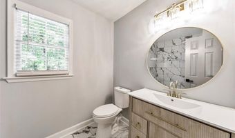 4929 Willow Creek Dr, Woodstock, GA 30188