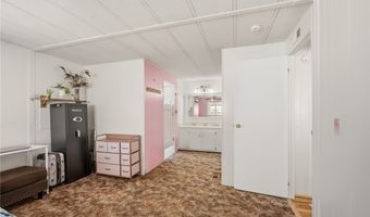 976 Holly St, Bullhead City, AZ 86442