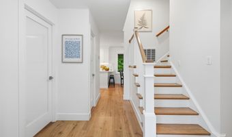 4908 WOODLAND Way, Annandale, VA 22003