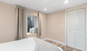 37 Charles St, Barrington, RI 02806