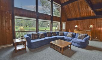 37 Lakeview Dr, Albrightsville, PA 18210