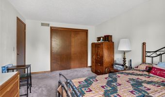 231 Londonderry Ln, Amherst, NY 14068