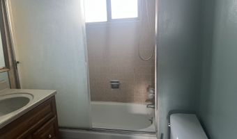 914 Country Club Dr, Elko, NV 89801