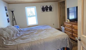 341 E Andover Rd, Andover, ME 04226