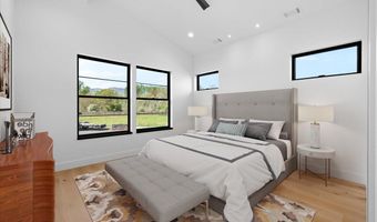 391 Clinton St 5200, Ashland, OR 97520