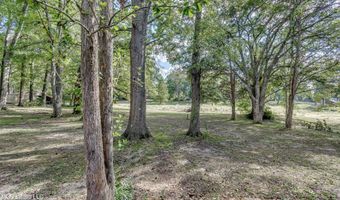 180 Alton Cir, Benton, MS 39039