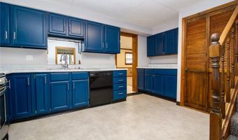 262 Idlewood Rd, Austintown, OH 44515