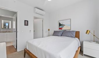 987 Queen St 2514, Honolulu, HI 96814