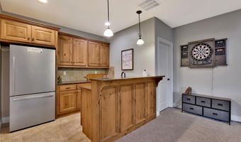 4820 N Indian Oak St, Bel Aire, KS 67226