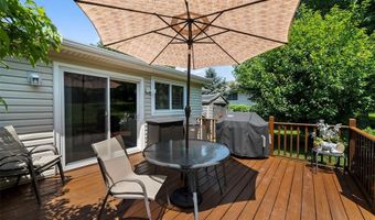 288 Brightfield Dr, Ballwin, MO 63021