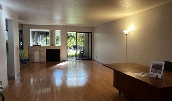 4015 Canario St D, Carlsbad, CA 92008