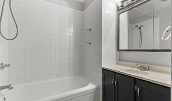 308 Allen St, Alton, IL 62002