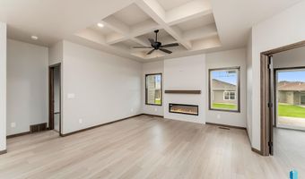 2405 E Tinley St, Brandon, SD 57005