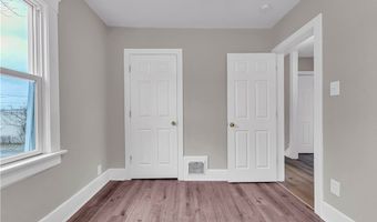 36 Cole Ave, Akron, OH 44301