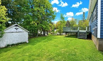 26 Knoll Crest Ln, Bennington, VT 05201