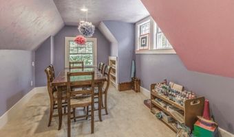 6 Chanticleer Dr, Beverly, MA 01915