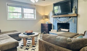 8249 Burn Ct, Indianapolis, IN 46217