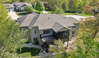 2055 Silver Maple Trl, North Liberty, IA 52317