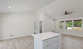 2771 Gady Pines Dr, Adrian, MI 49221