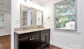 1515 Winston Dr, Charlotte, NC 28205