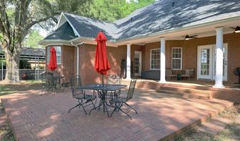 330 River Oaks Dr, Bainbridge, GA 39817