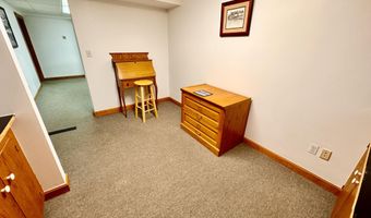1045 Broadway, Bangor, ME 04401