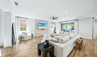 2428 Monroe Pl, Escondido, CA 92027
