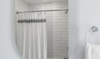 24 Amerescoggin Rd, Falmouth, ME 04105